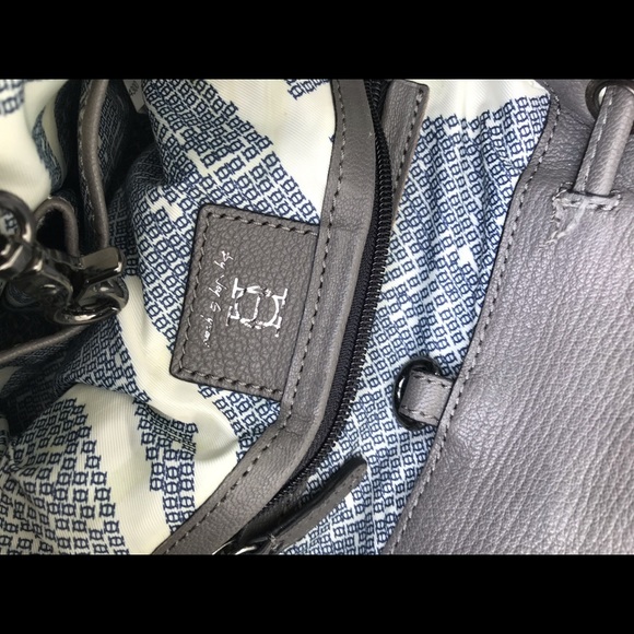 Joy Gryson gray leather backpack crossbody bag - Picture 7 of 8